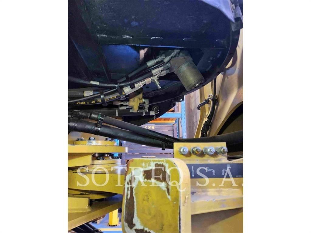 CAT 938K Rataslaadurid
