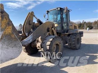 CAT 938M Rataslaadurid