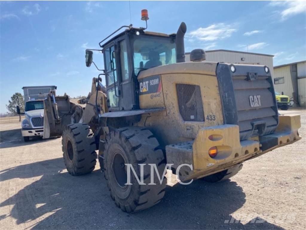 CAT 938M Rataslaadurid