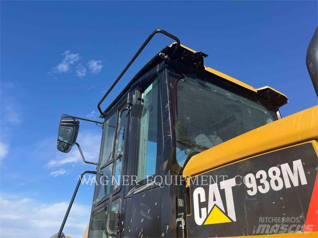 CAT 938M Rataslaadurid