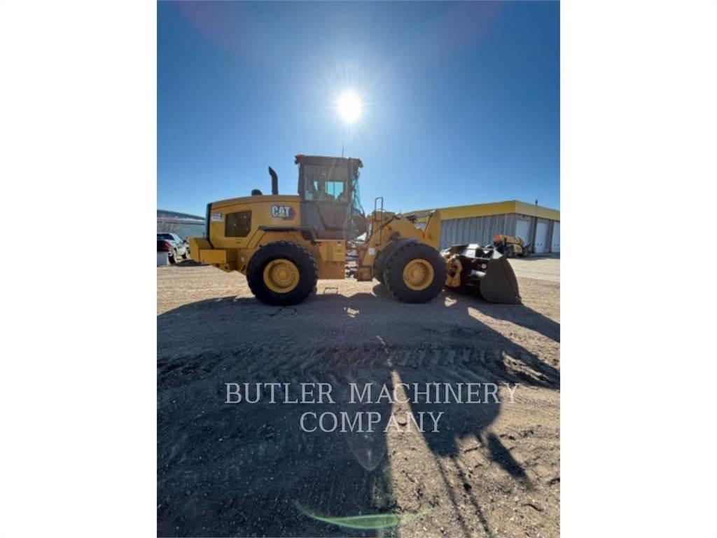 CAT 938M Rataslaadurid
