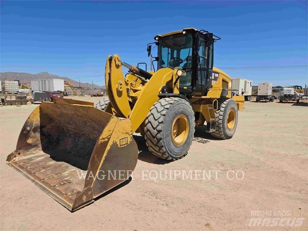 CAT 938M Rataslaadurid