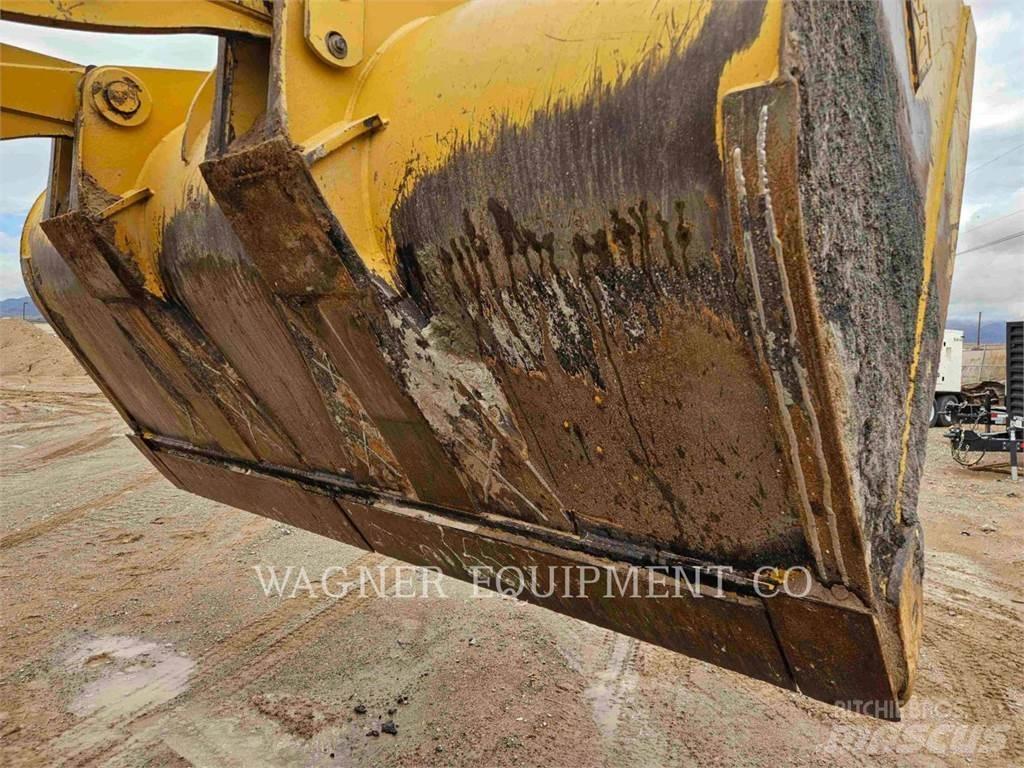 CAT 938M Rataslaadurid