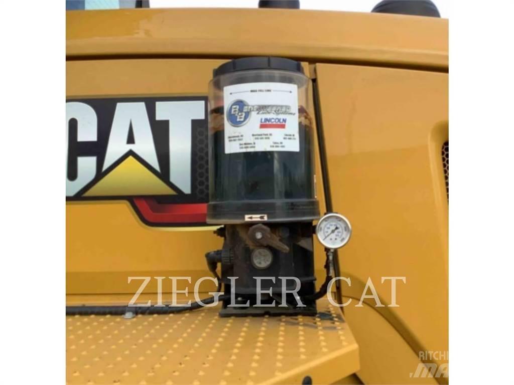 CAT 938M Rataslaadurid