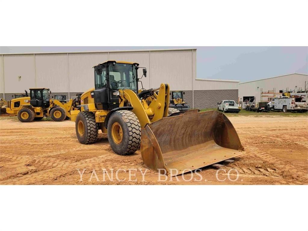 CAT 938M Rataslaadurid