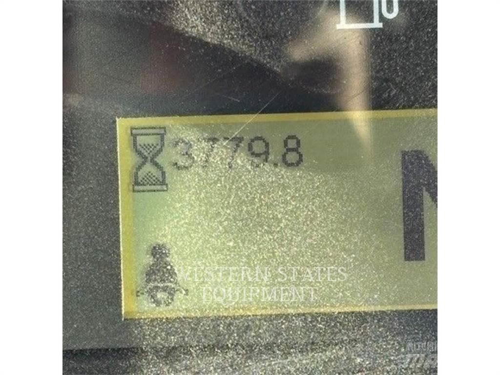 CAT 938M Rataslaadurid