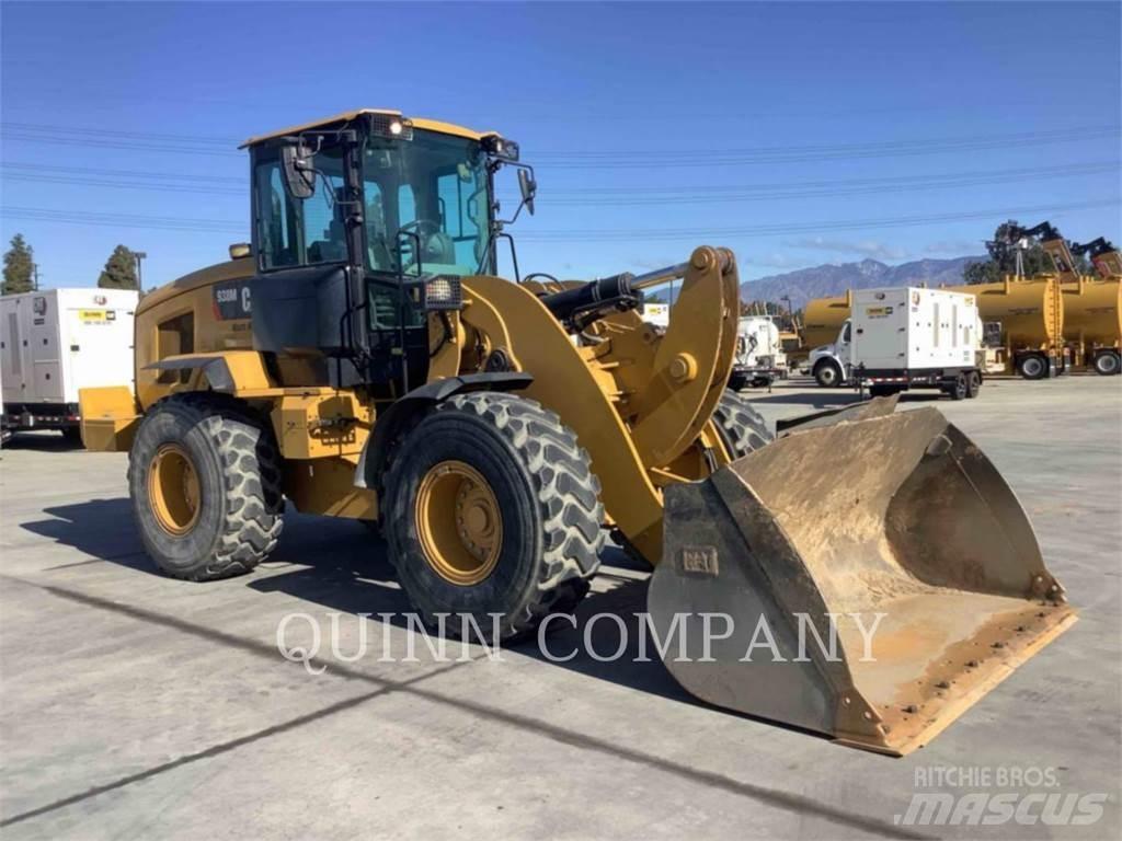 CAT 938M Rataslaadurid