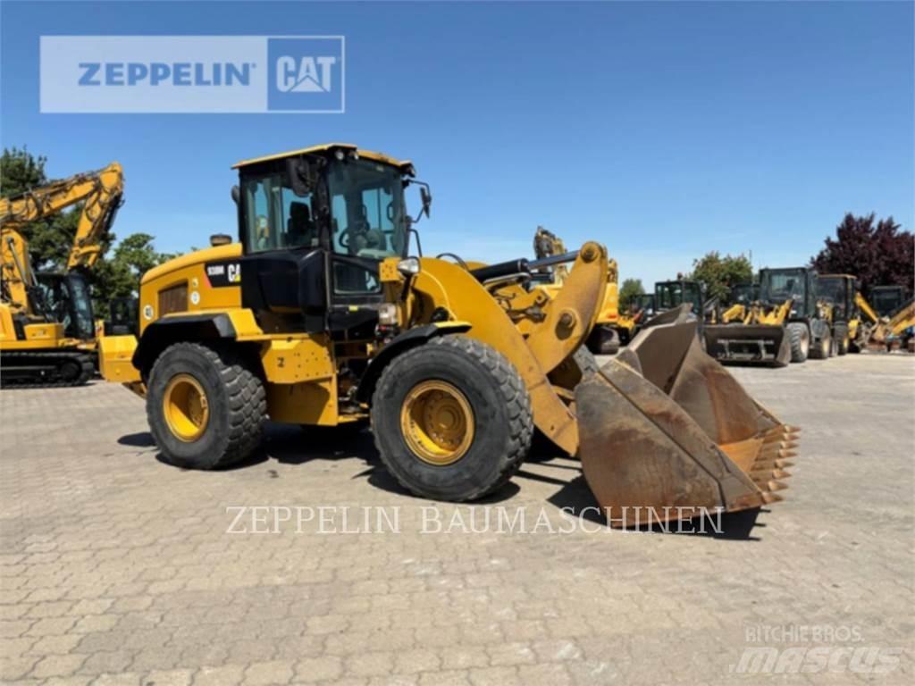CAT 938M Rataslaadurid