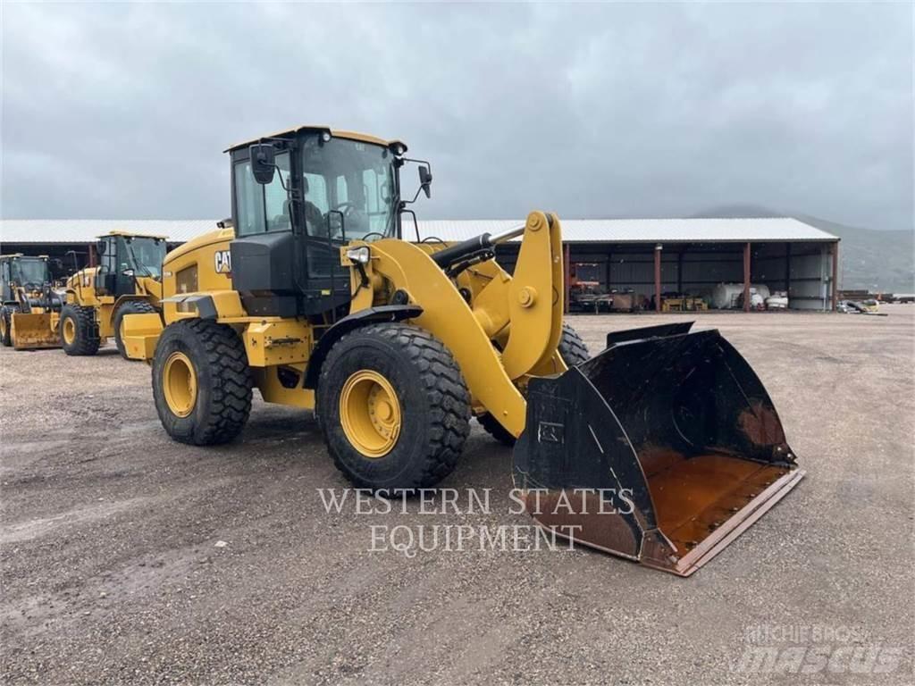 CAT 938M Rataslaadurid