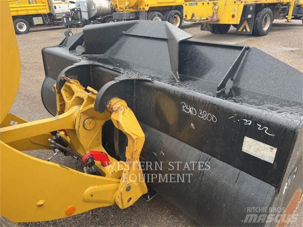 CAT 938M Rataslaadurid