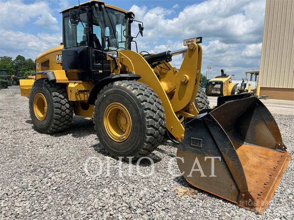 CAT 938M Rataslaadurid