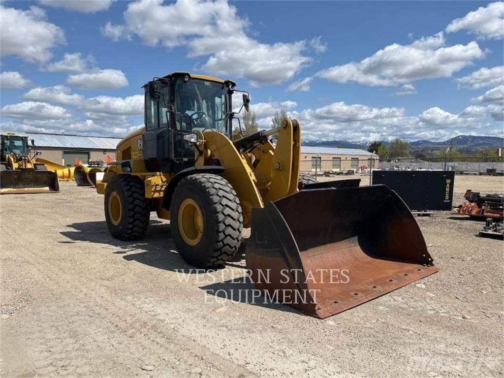CAT 938M Rataslaadurid