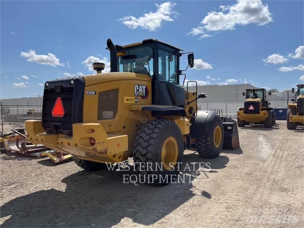 CAT 938M Rataslaadurid