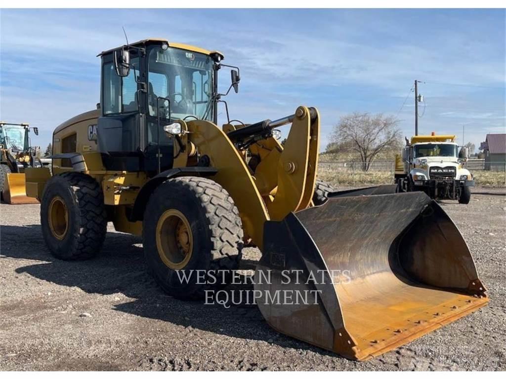 CAT 938M Rataslaadurid