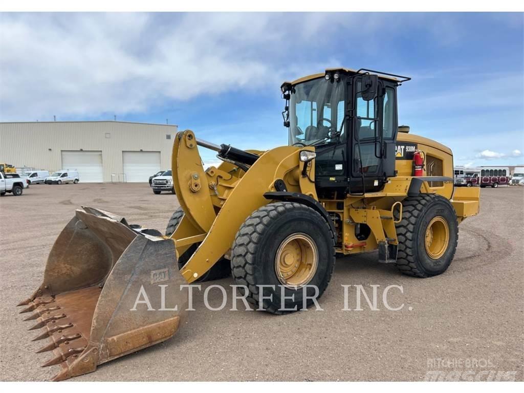 CAT 938M Rataslaadurid