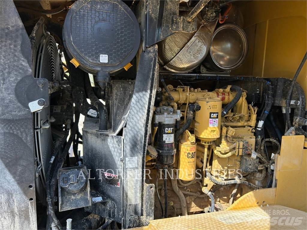 CAT 938M Rataslaadurid