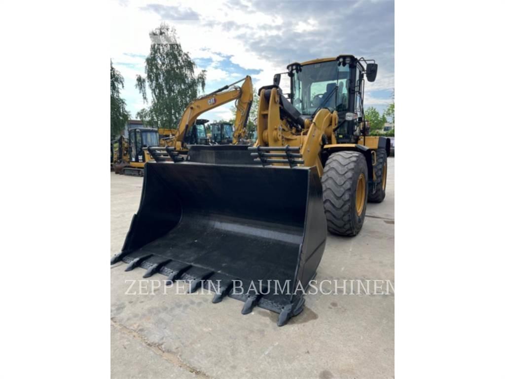 CAT 938M Rataslaadurid