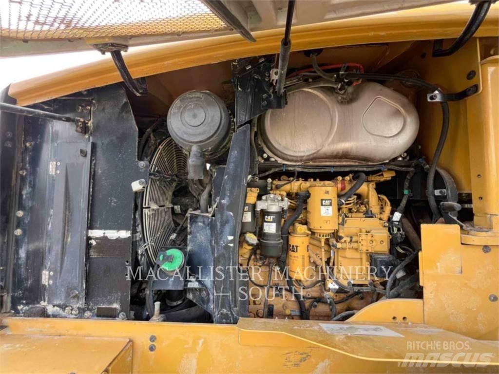 CAT 938M Rataslaadurid