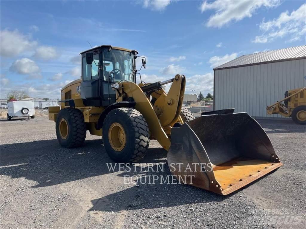 CAT 938M Rataslaadurid