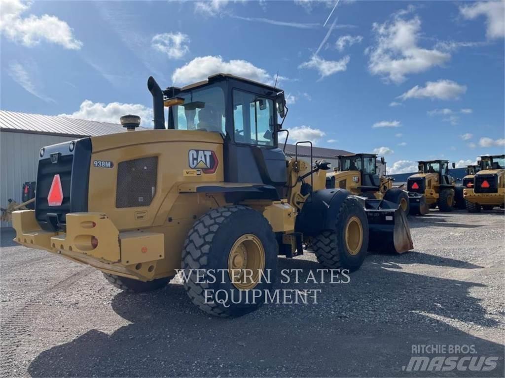 CAT 938M Rataslaadurid