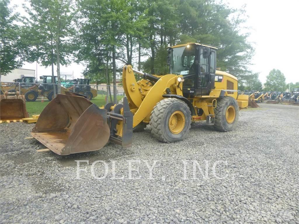 CAT 938M Rataslaadurid