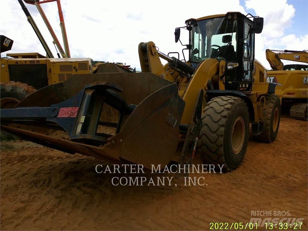 CAT 938M Rataslaadurid
