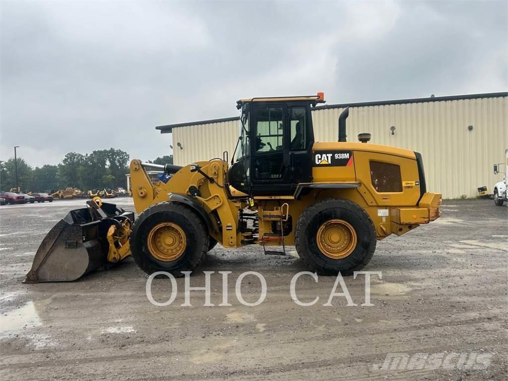 CAT 938M Rataslaadurid