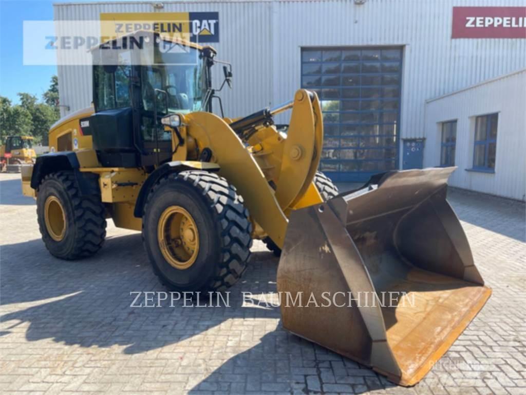 CAT 938M Rataslaadurid