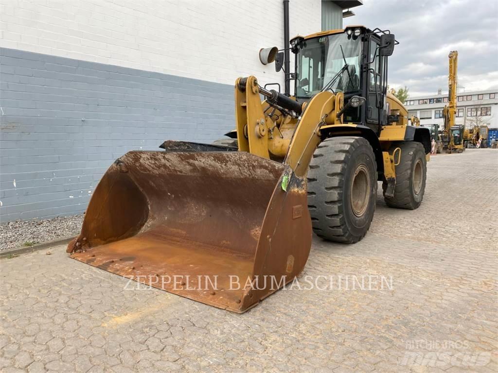 CAT 938M Rataslaadurid