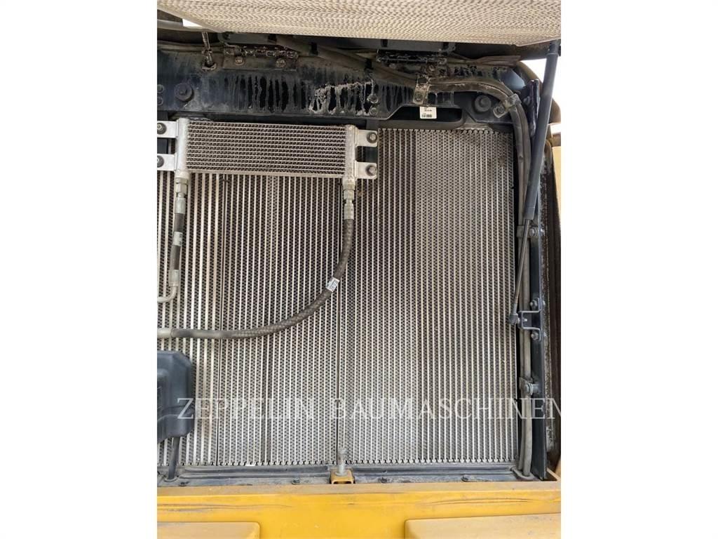 CAT 938M Rataslaadurid