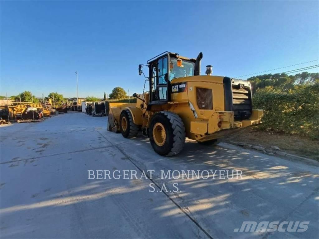 CAT 938M Rataslaadurid