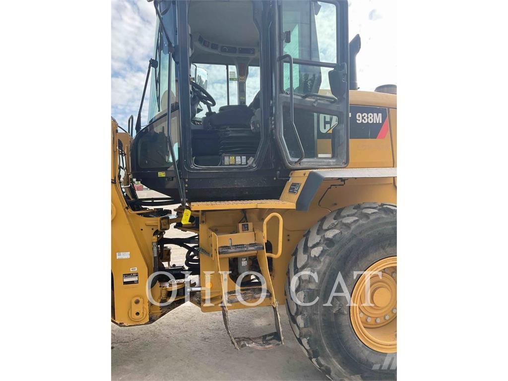 CAT 938M Rataslaadurid