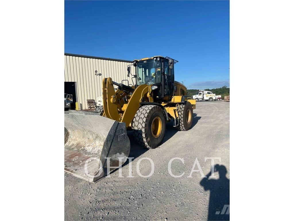 CAT 938M Rataslaadurid