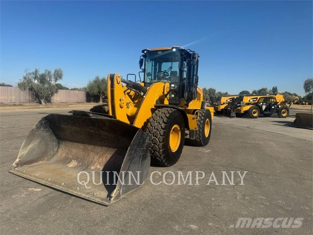CAT 938M Rataslaadurid