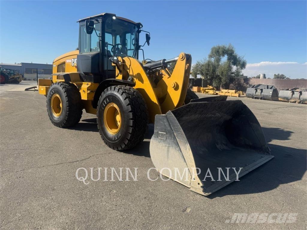 CAT 938M Rataslaadurid
