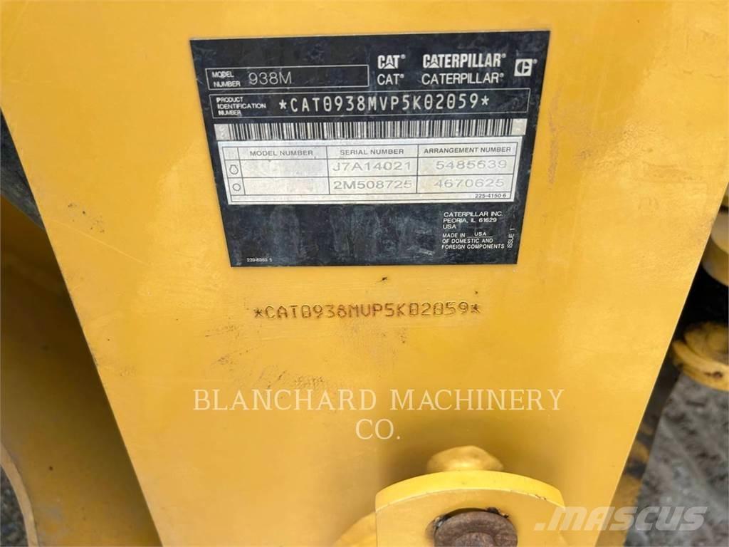 CAT 938M Rataslaadurid