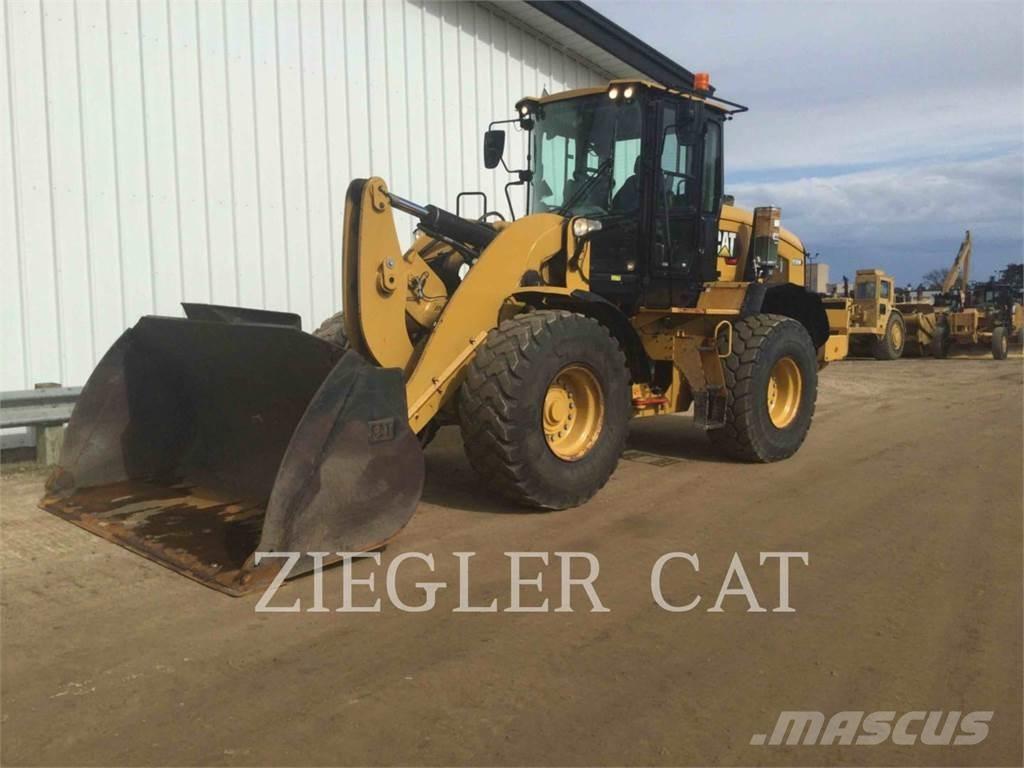 CAT 938M Rataslaadurid