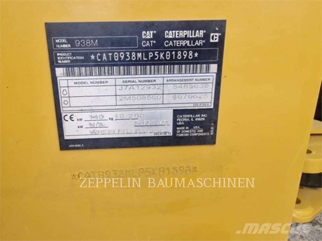 CAT 938M Rataslaadurid