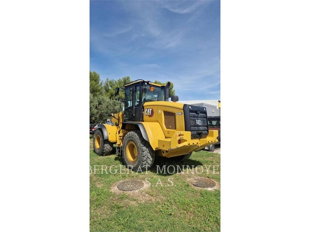 CAT 938M Rataslaadurid