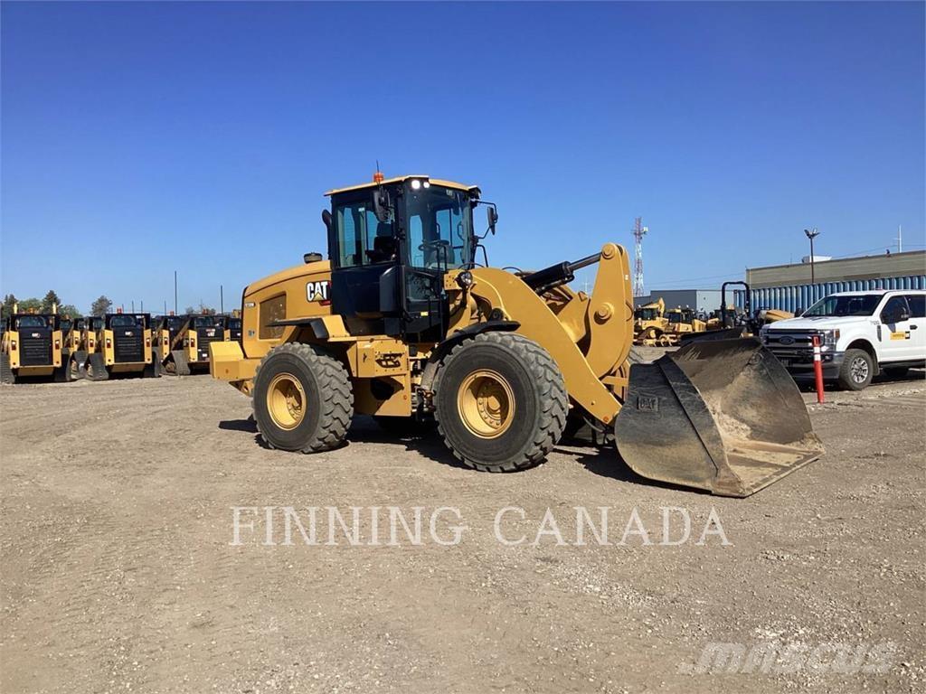 CAT 938M Rataslaadurid