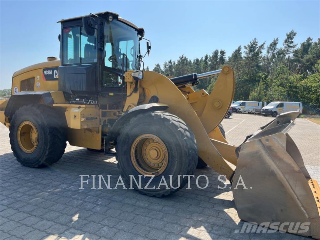 CAT 938M Rataslaadurid