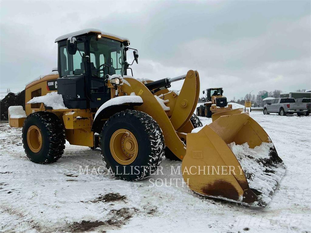 CAT 938M Rataslaadurid