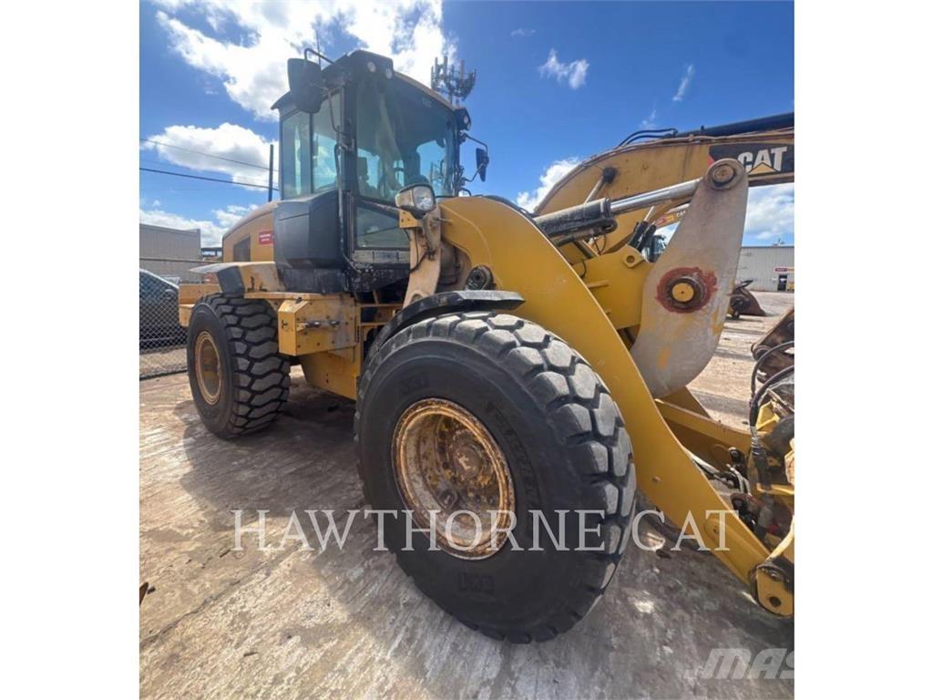 CAT 938M Rataslaadurid