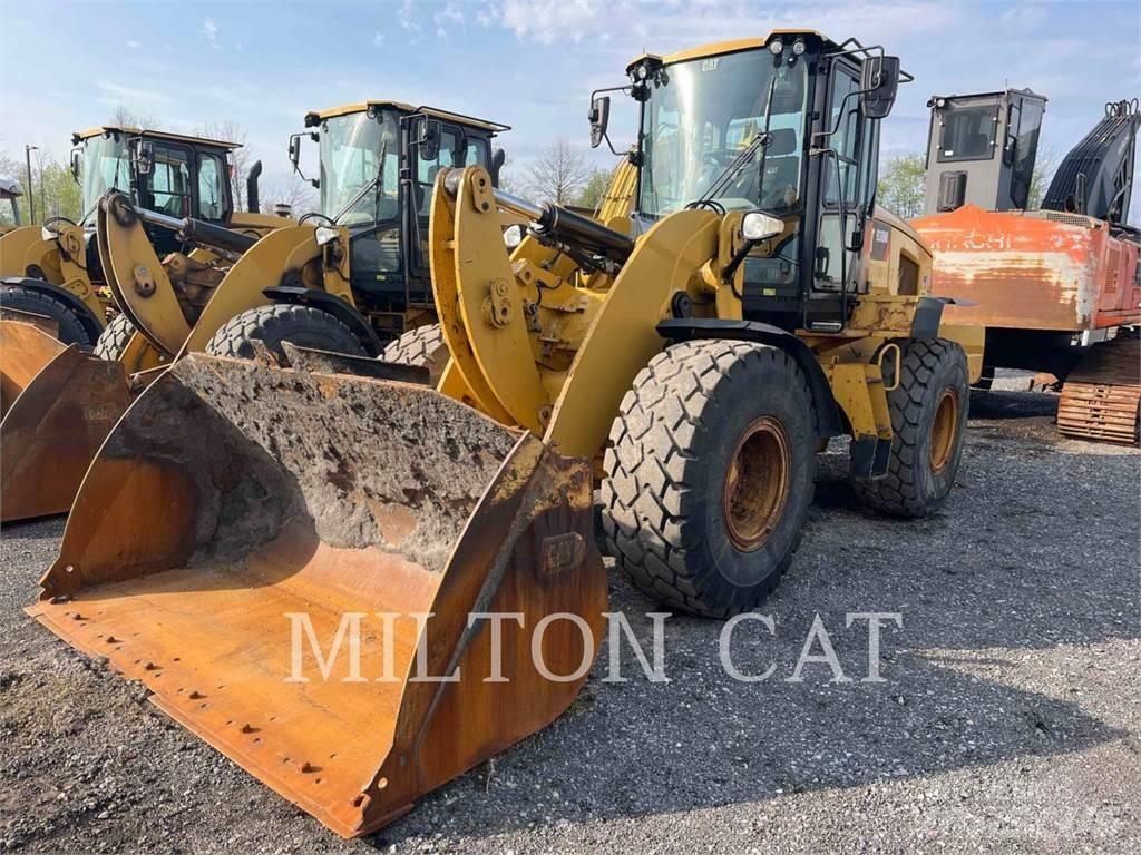 CAT 938M 2V Rataslaadurid