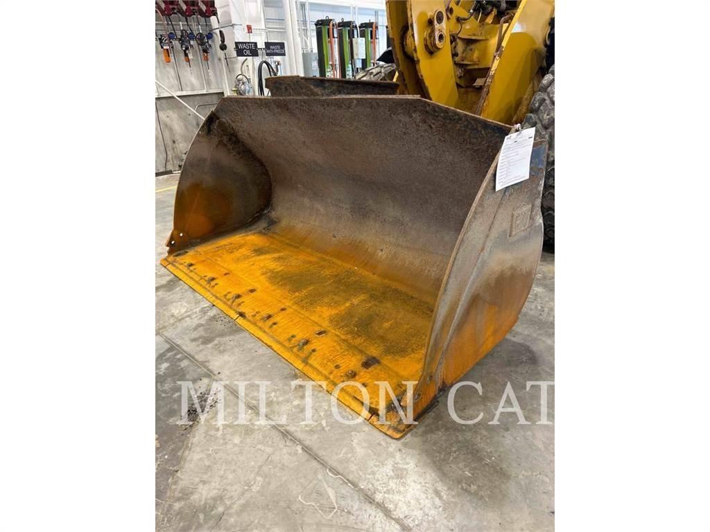 CAT 938M 3V Rataslaadurid
