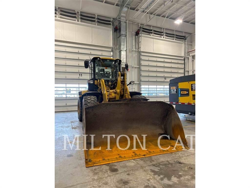 CAT 938M 3V Rataslaadurid