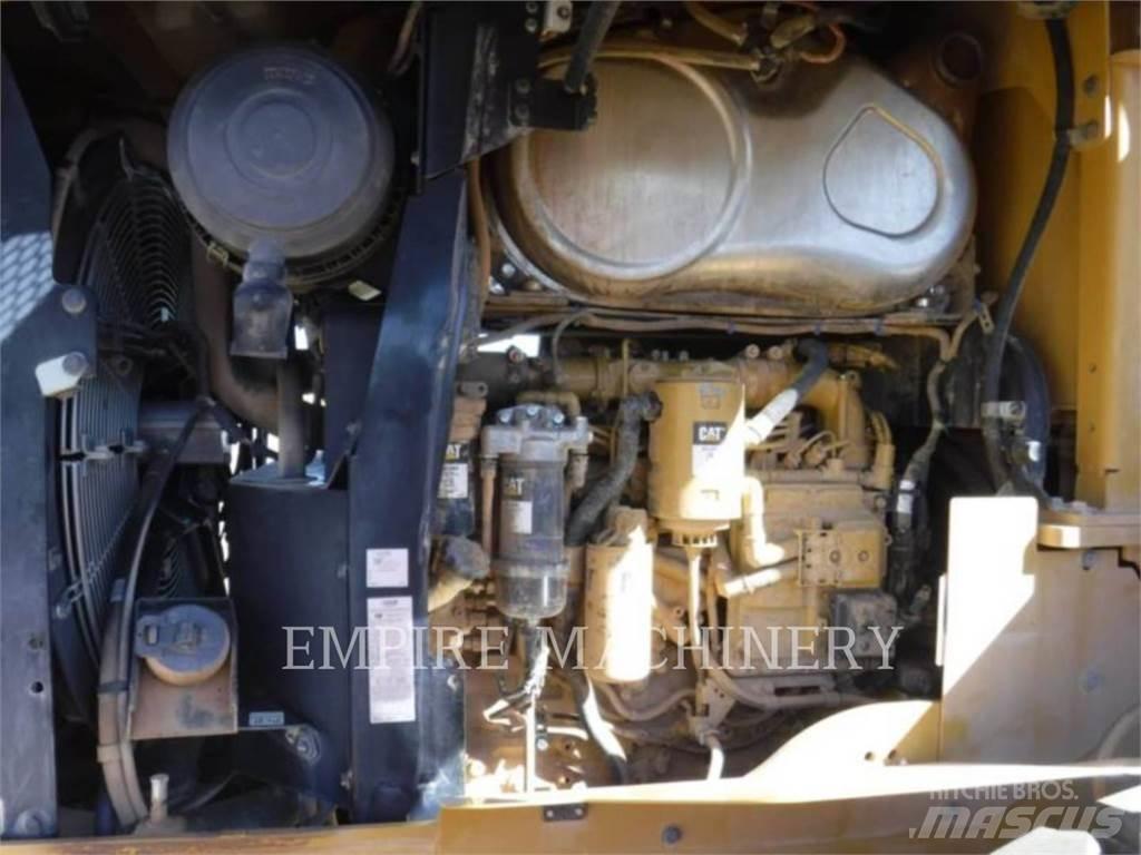CAT 938M FC Rataslaadurid