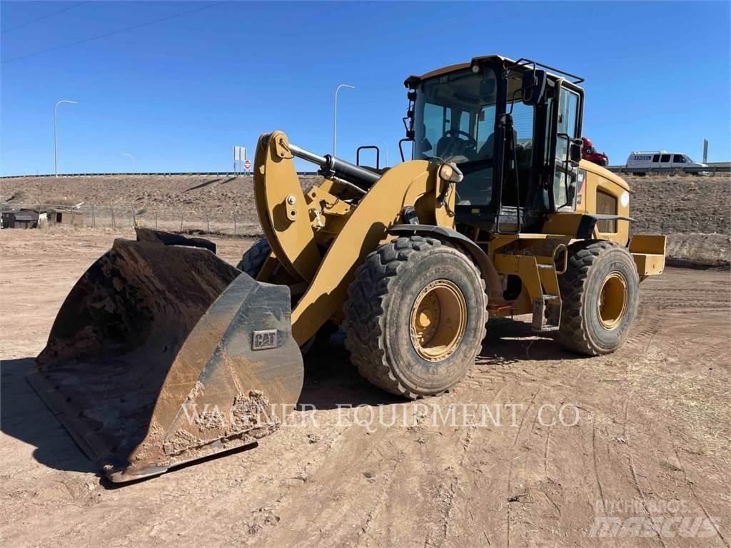 CAT 938M FC Rataslaadurid