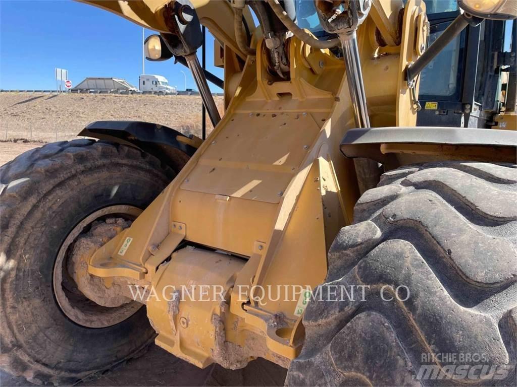 CAT 938M FC Rataslaadurid