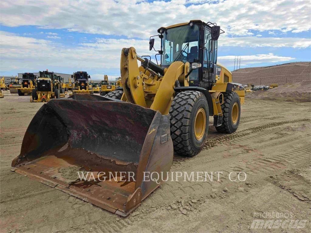 CAT 938M FC Rataslaadurid